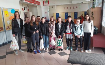 Donacija jabuka Domu za starije i nemoćne Hodak, Mirkovci