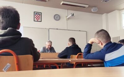 Predstavljanje izvannastavnih aktivnosti – Radioamateri 