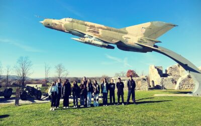 Terenska nastava učenika 8.a razreda u Karlovcu (MCDRVU)